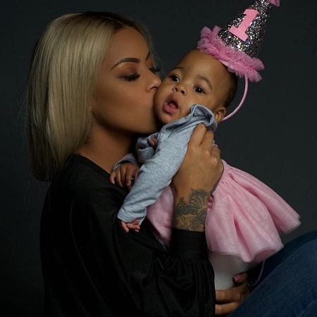 A picture of Alexis Skyy with her daughter Alaiya Grace.